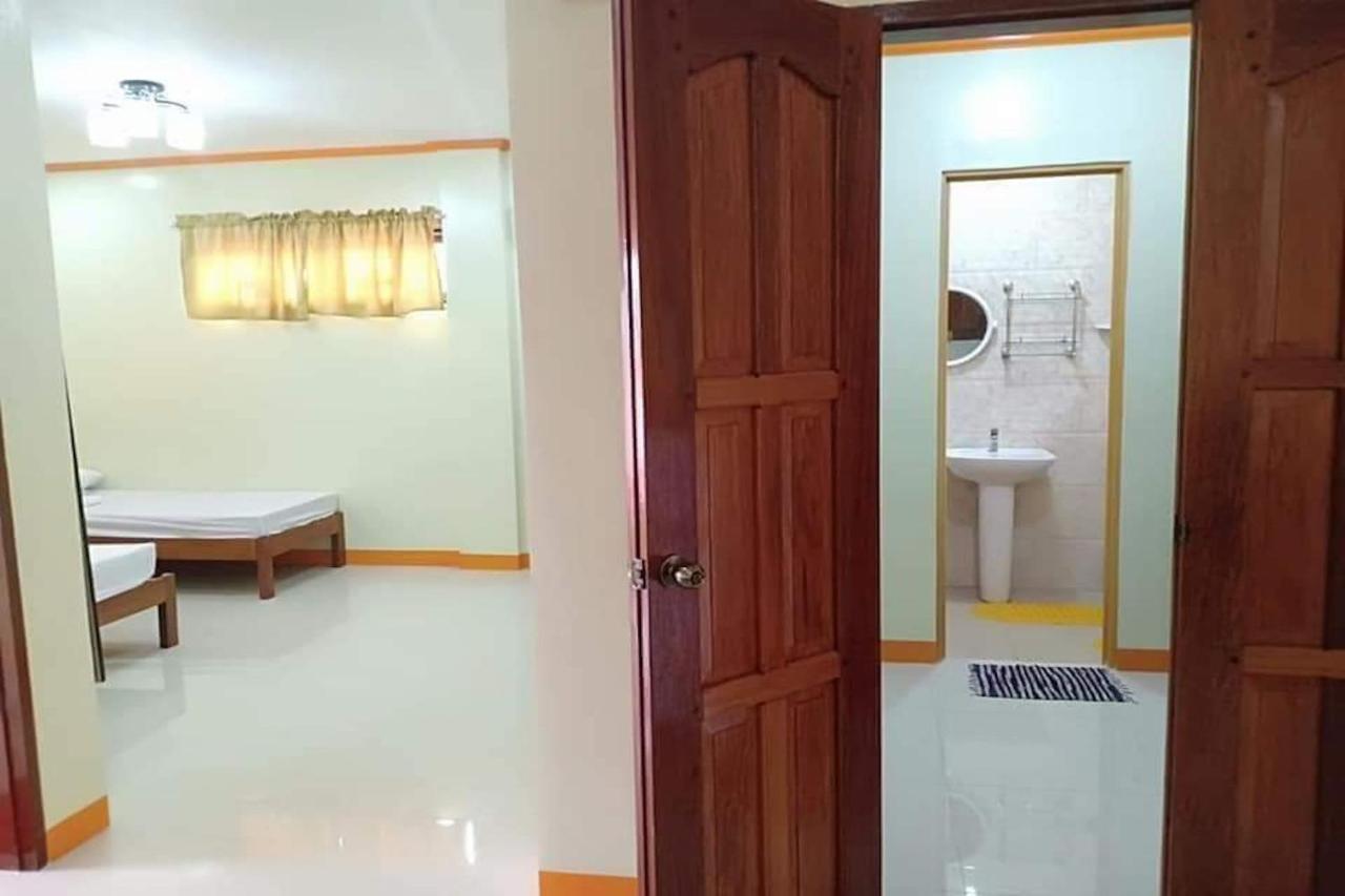 Oyo 900 Tahanan Ni Kuya Juan PALAWAN Kültér fotó